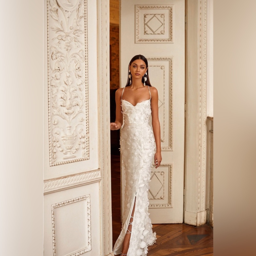 PETRA GOWN